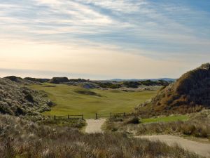 Barnbougle (Dunes) 8th Forward